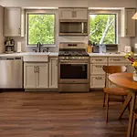 Baywood Conference And Lodging Center