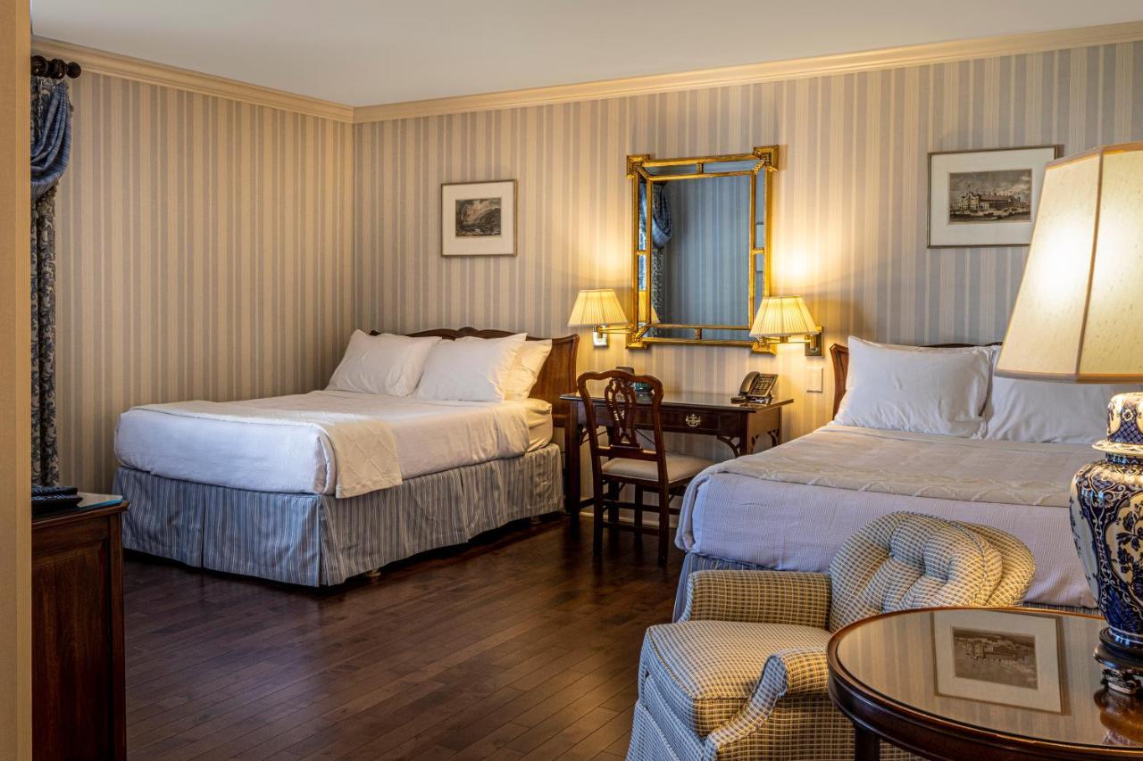 Baywood Conference And Center Hotel
