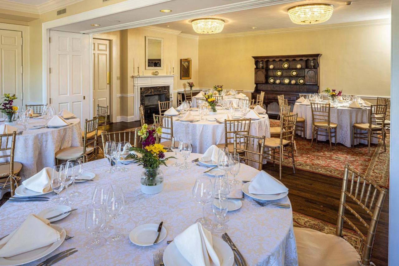 Hotel Baywood Conference And Center